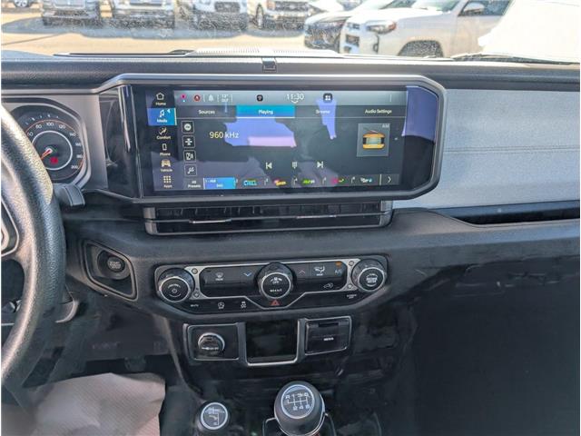 2024 Jeep Wrangler Sport (Stk: S-2101C) in Calgary - Image 17 of 19 2024 Jeep Wrangler Sport (Stk: S-2101C) in Calgary - Image 17 of 19