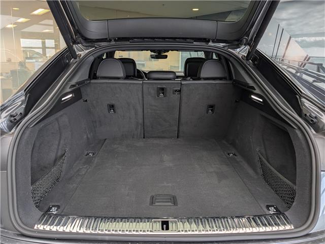 2024 Audi Q8 e-tron Base (Stk: 182916) in Oakville - Image 7 of 12