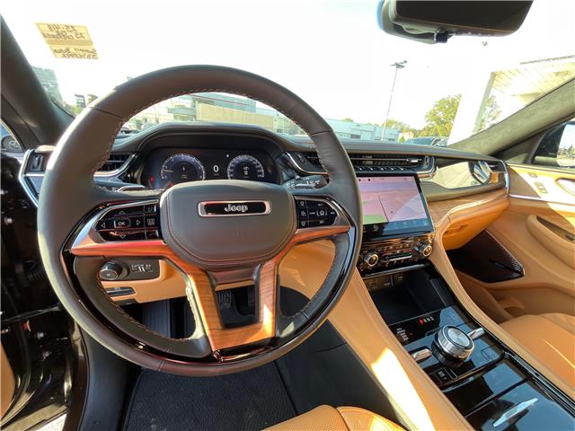 2025 Jeep Grand Cherokee Summit (Stk: 25-418) in Sarnia - Image 12 of 28