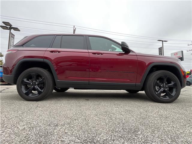 2025 Jeep Grand Cherokee Laredo (Stk: 25-411A) in Sarnia - Image 5 of 26