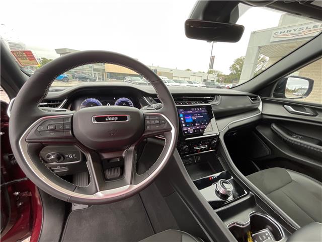 2025 Jeep Grand Cherokee Laredo (Stk: 25-411A) in Sarnia - Image 12 of 26