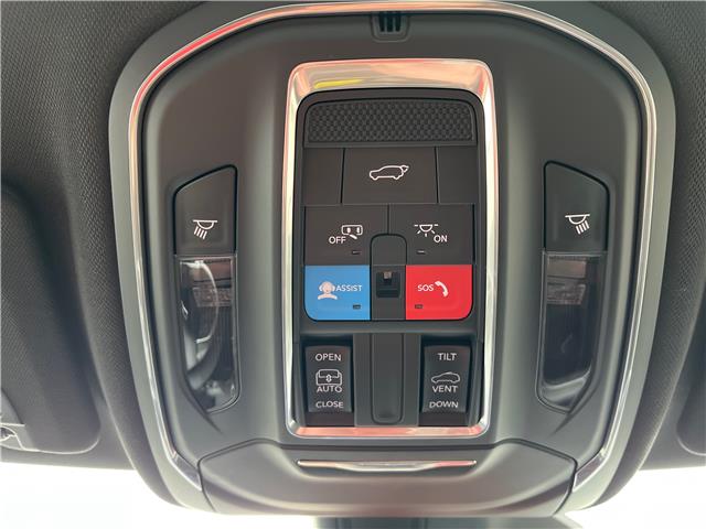 2025 Jeep Grand Cherokee Laredo (Stk: 25-411A) in Sarnia - Image 19 of 26