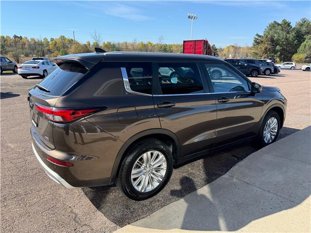 2022 Mitsubishi Outlander SE (Stk: 24608) in Pembroke - Image 9 of 26