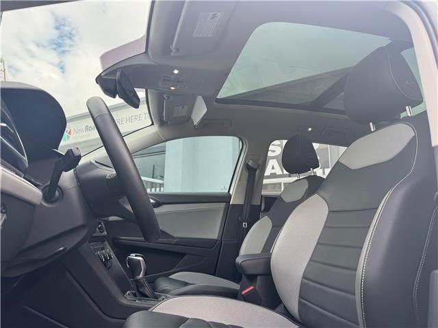 2022 Volkswagen Taos Highline (Stk: 28171P) in Newmarket - Image 8 of 13