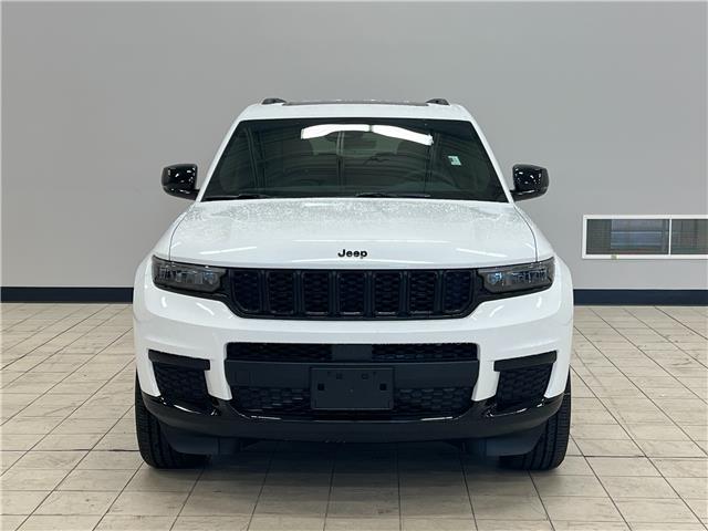 2025 Jeep Grand Cherokee L Laredo (Stk: 8748480) in Courtenay - Image 2 of 19
