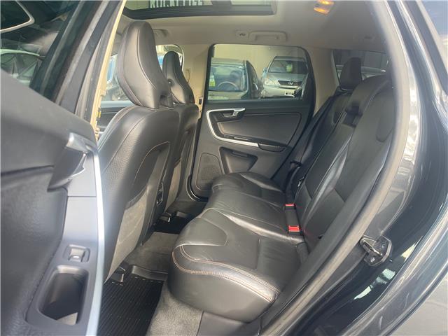 2011 Volvo XC60 T6 R-Design (Stk: V137131) in Scarborough - Image 11 of 22