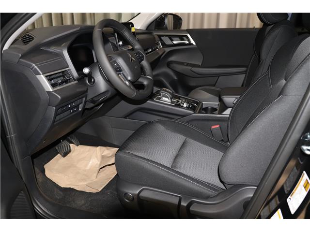 2025 Mitsubishi Outlander PHEV ES (Stk: P25933) in Edmonton - Image 11 of 25