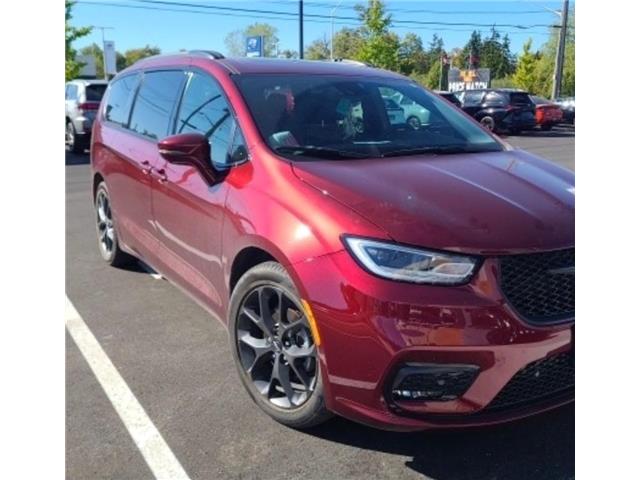 2022 Chrysler Pacifica Limited (Stk: 138835) in London - Image 2 of 4 2022 Chrysler Pacifica Limited (Stk: 138835) in London - Image 2 of 4