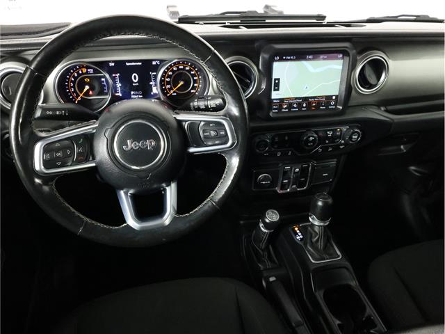 2020 Jeep Wrangler Unlimited Sahara (Stk: 25J162B) in Calgary - Image 15 of 24