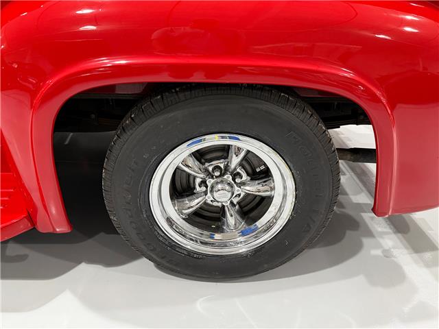 1956 Ford F100 Resto-Mod Truck (Stk: U15748) in Watford - Image 18 of 41