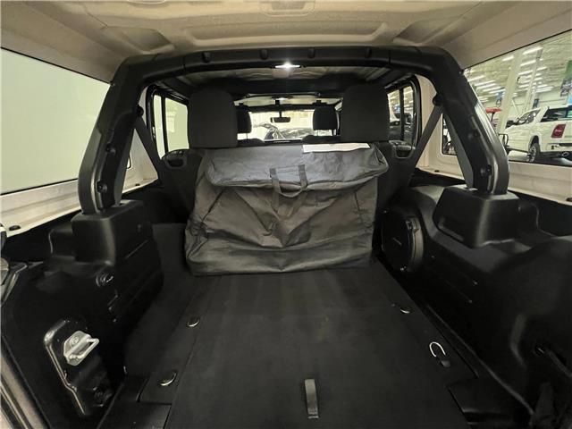 2018 Jeep Wrangler Unlimited Sahara (Stk: W212698A) in Courtenay - Image 17 of 18