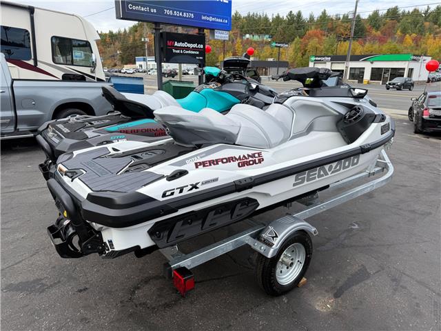 2025 Sea-Doo GTX 325 LIMITED w/ SOUND in White Pearl Premium in Sudbury - Image 2 of 5