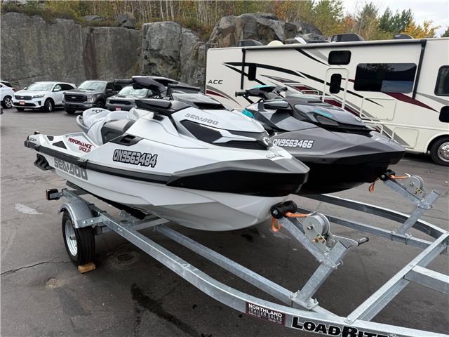 2025 Sea-Doo GTX 325 LIMITED w/ SOUND in White Pearl Premium in Sudbury - Image 1 of 5