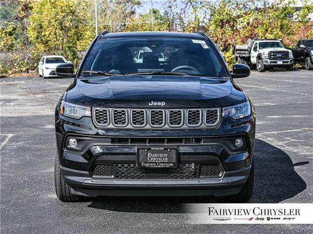 2026 Jeep Compass North (Stk: TT2453) in Burlington - Image 2 of 33