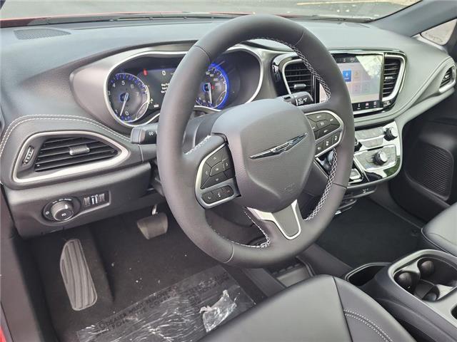2026 Chrysler Pacifica Select (Stk: 260052) in Windsor - Image 12 of 26