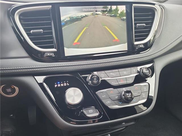2026 Chrysler Pacifica Select (Stk: 260051) in Windsor - Image 16 of 24