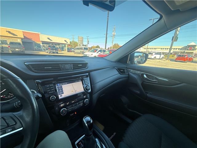 2017 Nissan Rogue SV (Stk: 6009A) in Sarnia - Image 13 of 24
