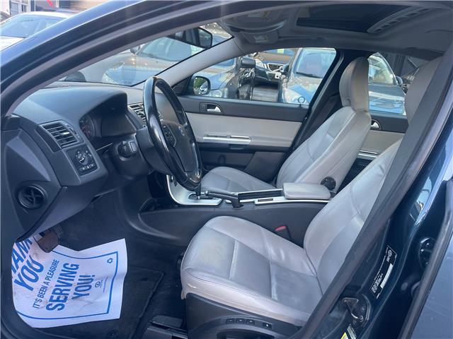 2010 Volvo S40 2.4i (Stk: V504391) in Scarborough - Image 10 of 18