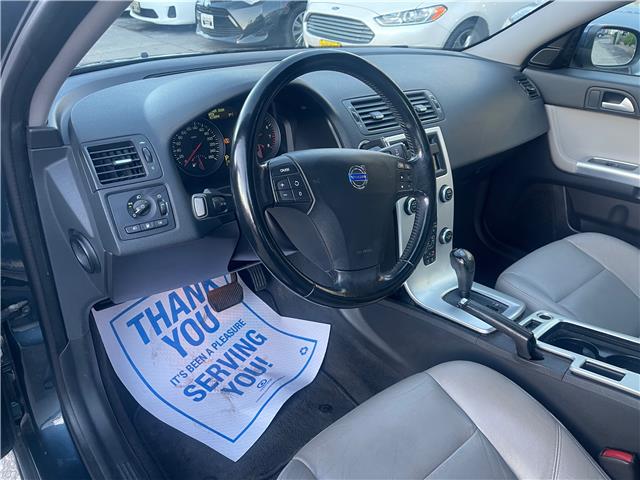 2010 Volvo S40 2.4i (Stk: V504391) in Scarborough - Image 11 of 18
