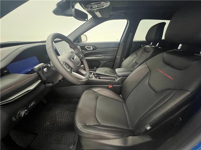 2026 Jeep Compass Trailhawk (Stk: T153205) in Courtenay - Image 11 of 16
