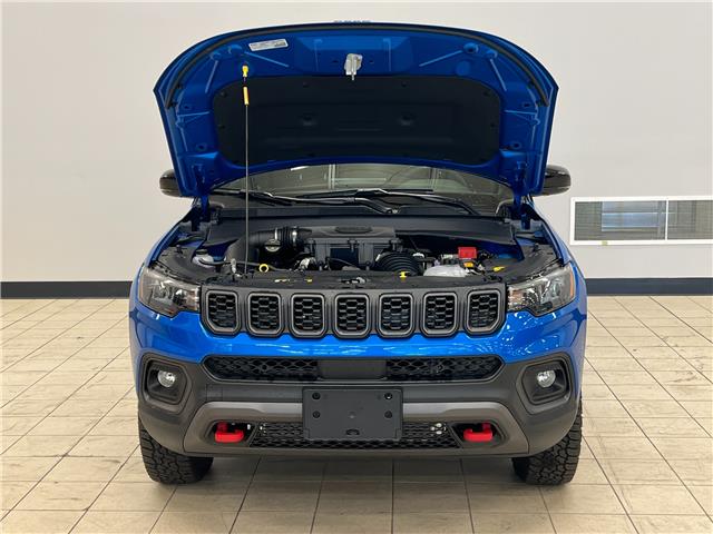 2026 Jeep Compass Trailhawk (Stk: T153205) in Courtenay - Image 9 of 16