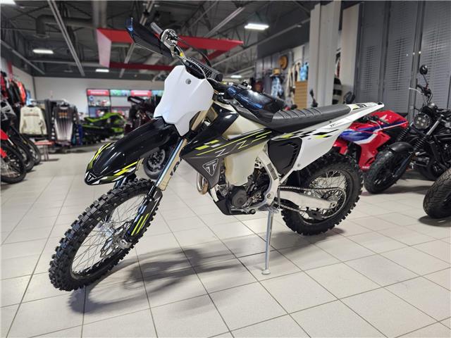 2026 Triumph TF250-C CROSS COUNTRY (Stk: 26TD-009) in Grande Prairie - Image 2 of 12