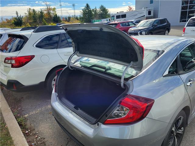 2018 Honda Civic Touring (Stk: S0253A) in Barrie - Image 16 of 49
