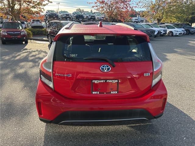 2018 Toyota Prius C  (Stk: P4887) in Surrey - Image 4 of 15