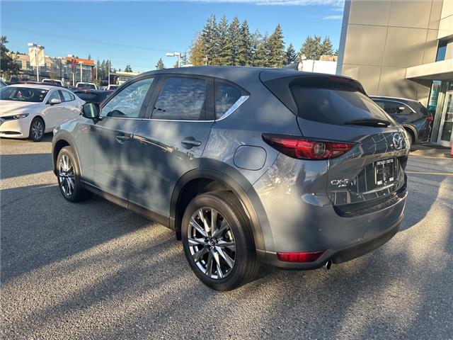 2021 Mazda CX-5 Signature (Stk: P4888) in Surrey - Image 3 of 15