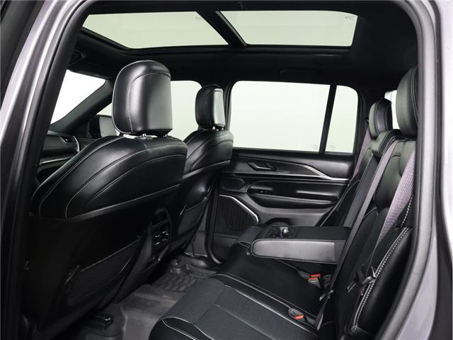 2024 Jeep Grand Cherokee Overland (Stk: B20358) in Calgary - Image 11 of 24