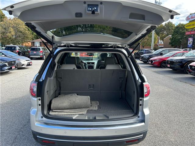 2016 GMC Acadia SLT1 (Stk: M5971) in Sarnia - Image 16 of 35