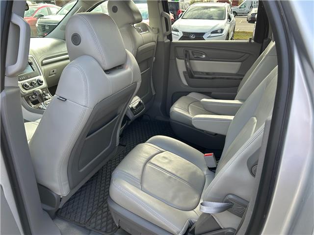 2016 GMC Acadia SLT1 (Stk: M5971) in Sarnia - Image 17 of 35