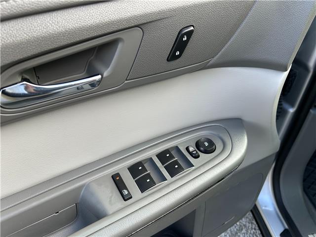 2016 GMC Acadia SLT1 (Stk: M5971) in Sarnia - Image 21 of 35