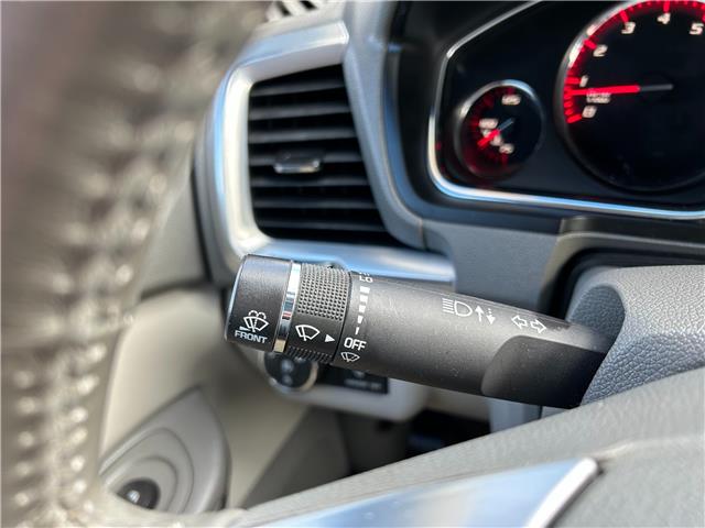 2016 GMC Acadia SLT1 (Stk: M5971) in Sarnia - Image 29 of 35