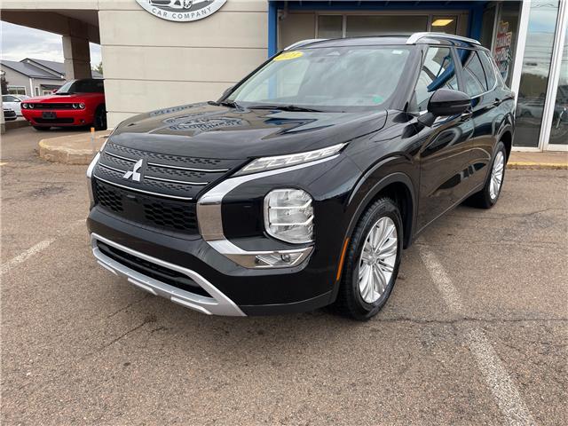 2023 Mitsubishi Outlander SE in Charlottetown - Image 3 of 20