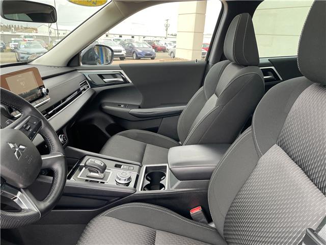 2023 Mitsubishi Outlander SE in Charlottetown - Image 12 of 20
