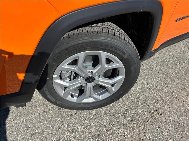 2026 Jeep Compass Sport (Stk: 26-017) in Hanover - Image 8 of 17