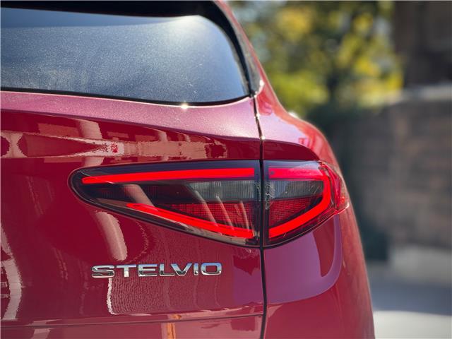 2023 Alfa Romeo Stelvio ti (Stk: 383U) in Toronto - Image 9 of 30