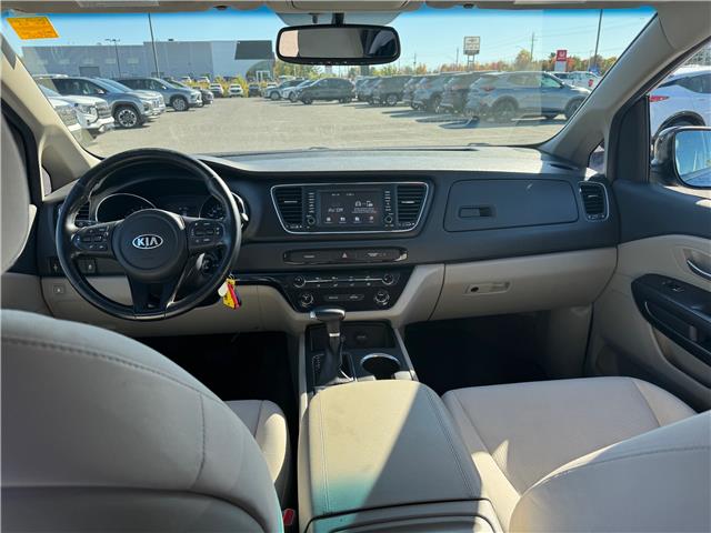2020 Kia Sedona LX (Stk: 26115A) in Cornwall - Image 2 of 25