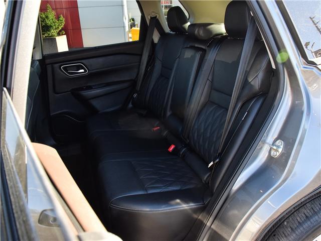 2022 Nissan Rogue Platinum (Stk: V26001A) in Scarborough - Image 11 of 26