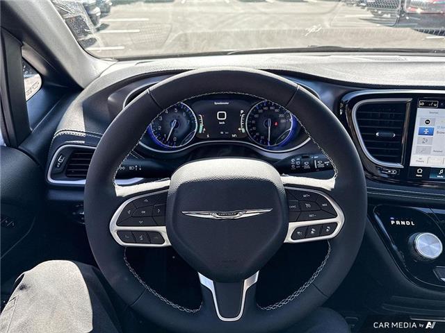 2026 Chrysler Pacifica Select (Stk: 164065) in London - Image 12 of 16
