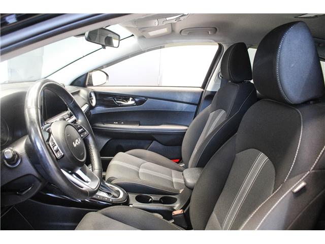 2023 Kia Forte EX (Stk: U7588) in North Bay - Image 9 of 24