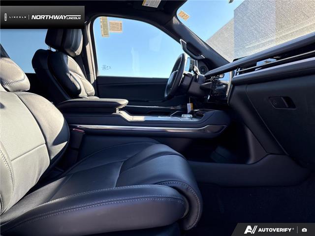 2025 Lincoln Navigator Reserve (Stk: 5LN6749) in Brantford - Image 19 of 22