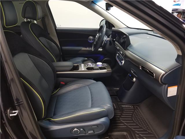 2023 Genesis GV60 Performance w/Navy Interior (Stk: W4893) in Mississauga - Image 24 of 27