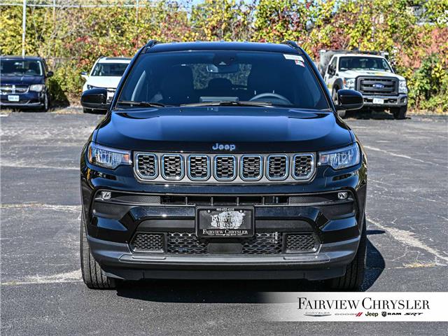 2026 Jeep Compass North (Stk: TT2474) in Burlington - Image 2 of 32