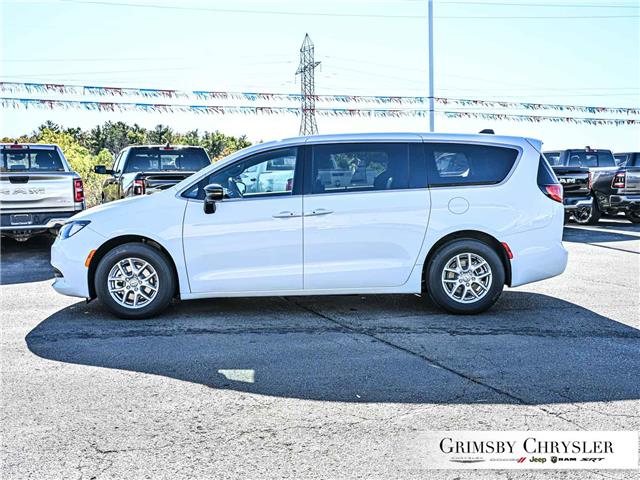 2026 Chrysler Grand Caravan SXT (Stk: N26044) in Grimsby - Image 3 of 33