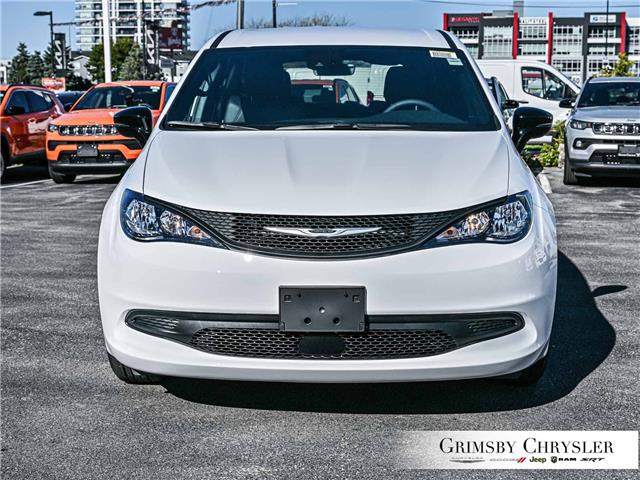 2026 Chrysler Grand Caravan SXT (Stk: N26048) in Grimsby - Image 2 of 33