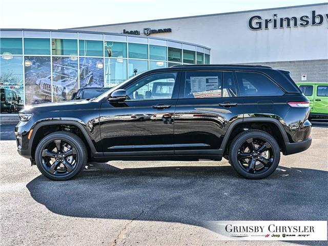 2025 Jeep Grand Cherokee Laredo (Stk: N25196) in Grimsby - Image 3 of 32