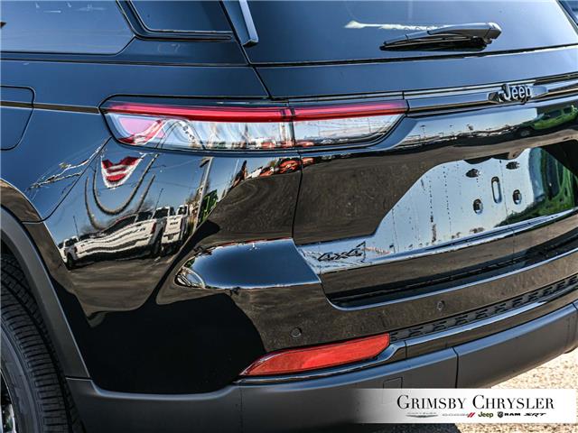 2025 Jeep Grand Cherokee Laredo (Stk: N25196) in Grimsby - Image 10 of 32