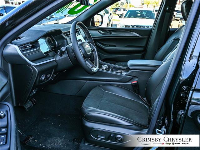 2025 Jeep Grand Cherokee Laredo (Stk: N25196) in Grimsby - Image 15 of 32